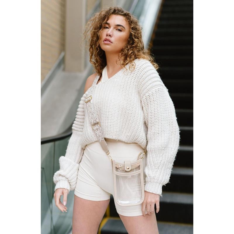 Logan Clear Crossbody Bag - Stylish Design, Versatile Use, Ideal for Everyday Carrying